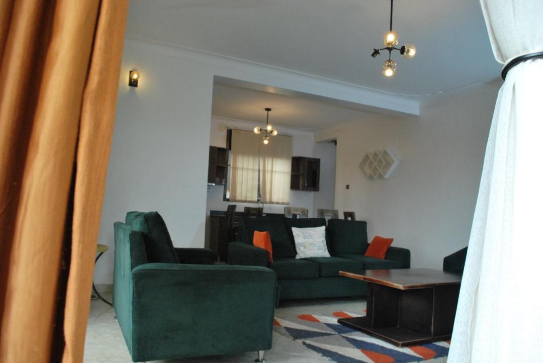 Jacuzzi City Home คัมพาลา ภายนอก รูปภาพ