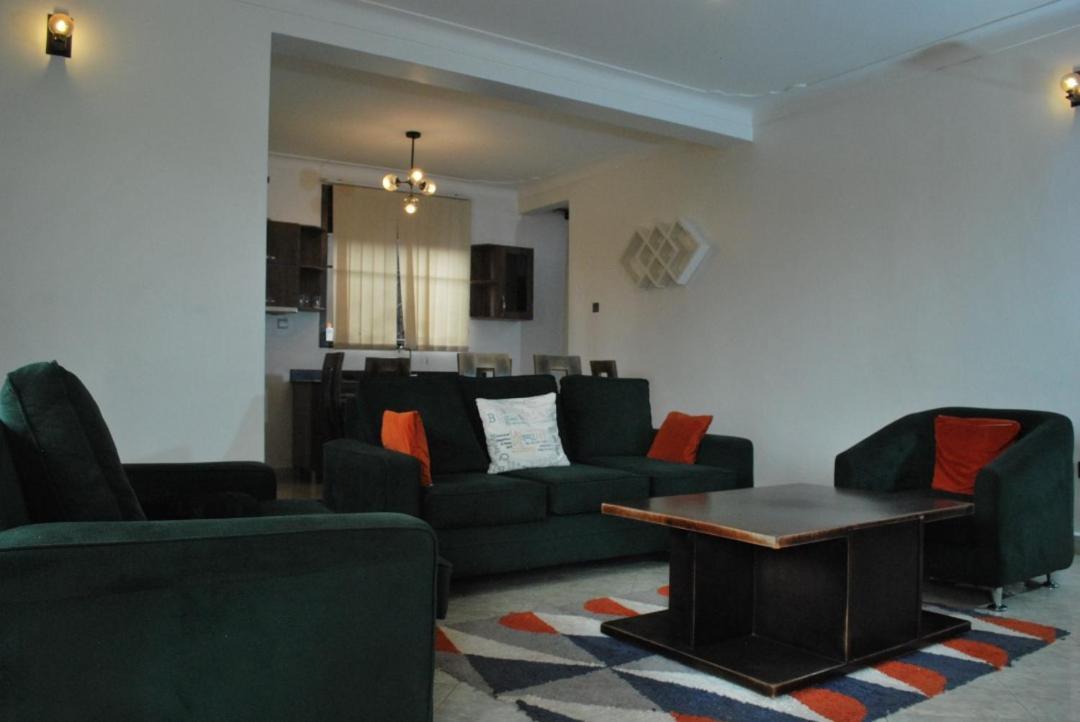 Jacuzzi City Home คัมพาลา ภายนอก รูปภาพ