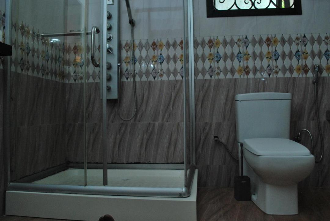 Jacuzzi City Home คัมพาลา ภายนอก รูปภาพ