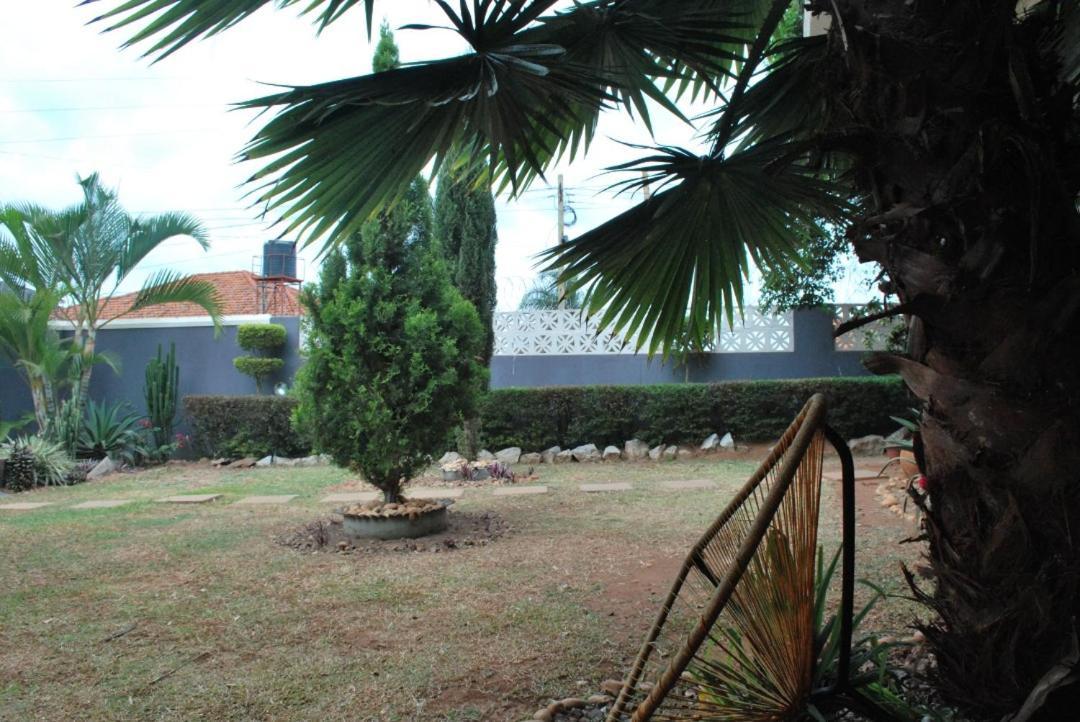 Jacuzzi City Home คัมพาลา ภายนอก รูปภาพ